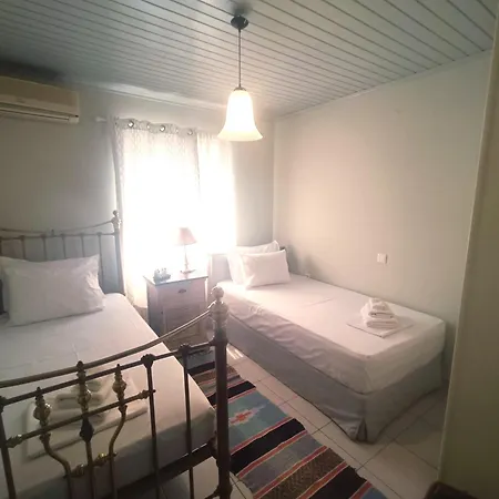 Casa Trizoni Apartamento Nikiana